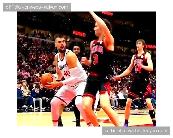 快船客场击败公牛，卢指导称球队仍在试验不同的收官阵容组合